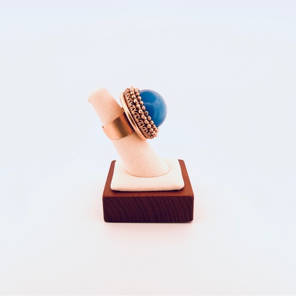 Signed Lenora Dame Blue Cabochon Statement Ring - Picture 4 of 9